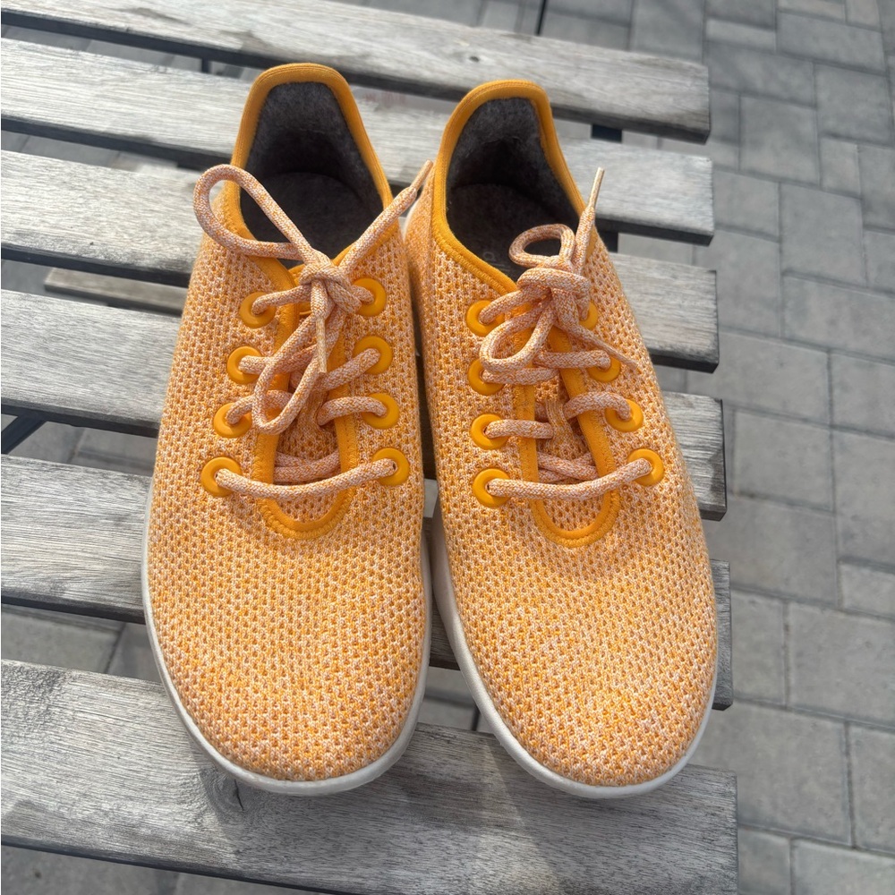Allbirds Tree Runners Yellow Sneakers Womens 8 - Picture 5 of 9